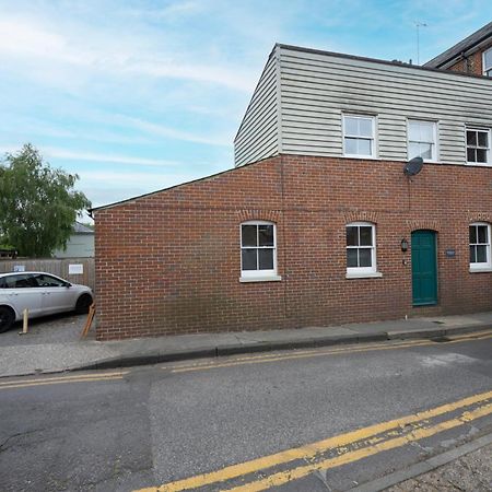 3-Bedroom Charming Central House Canterbury Dış mekan fotoğraf