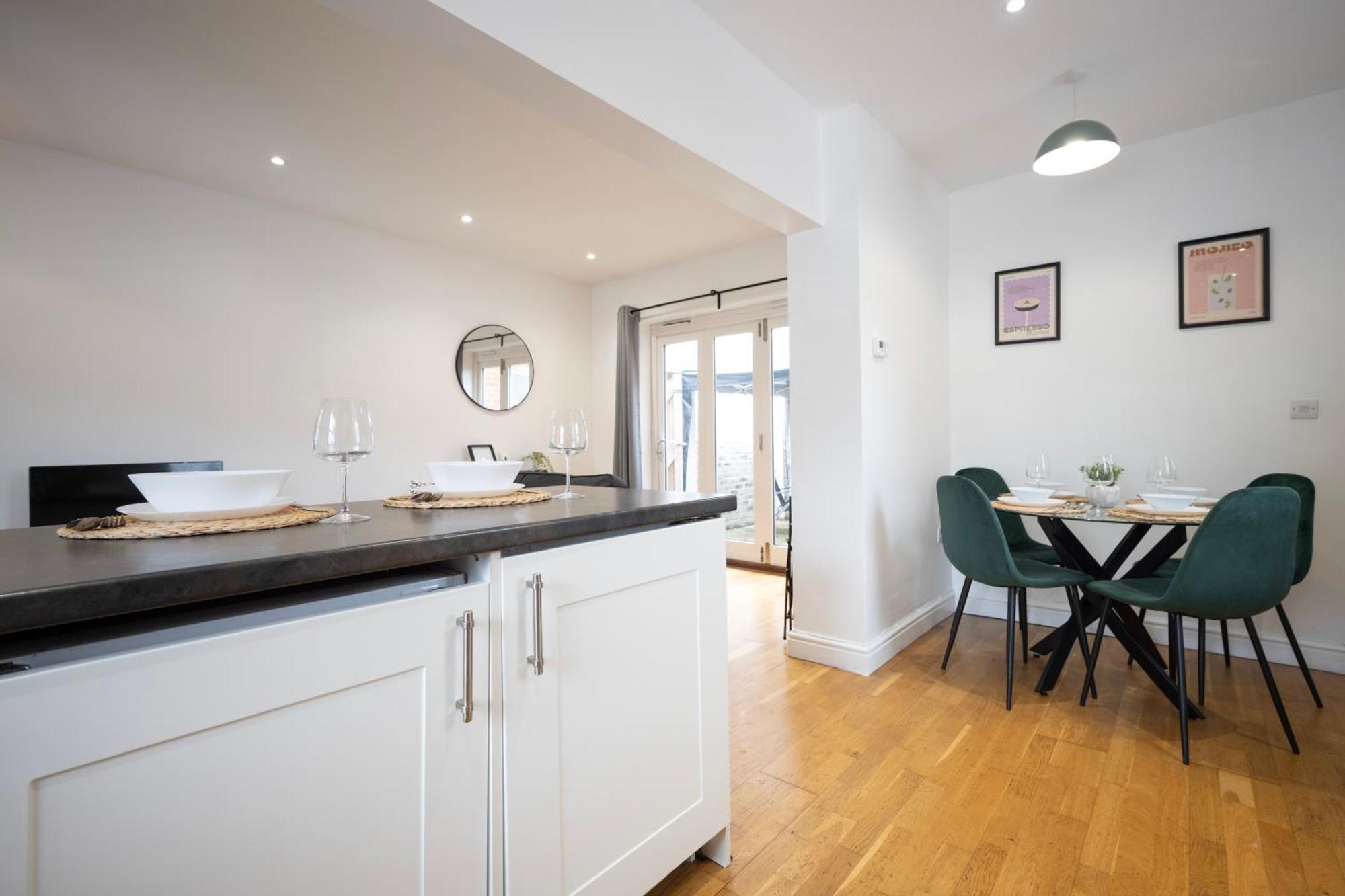 3-Bedroom Charming Central House Canterbury Dış mekan fotoğraf